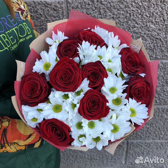 Букет из ромашек и роз доставка Краснодар