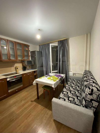 1-к. квартира, 40 м², 4/17 эт.