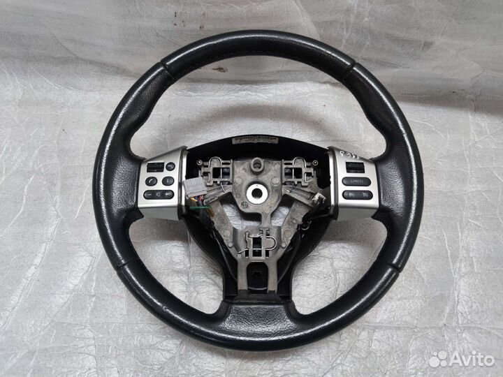 Руль на Nissan