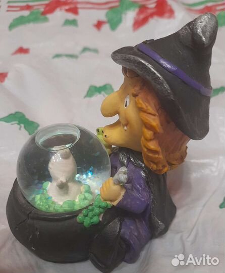 Фигурка для интерьера с водяным пузырем