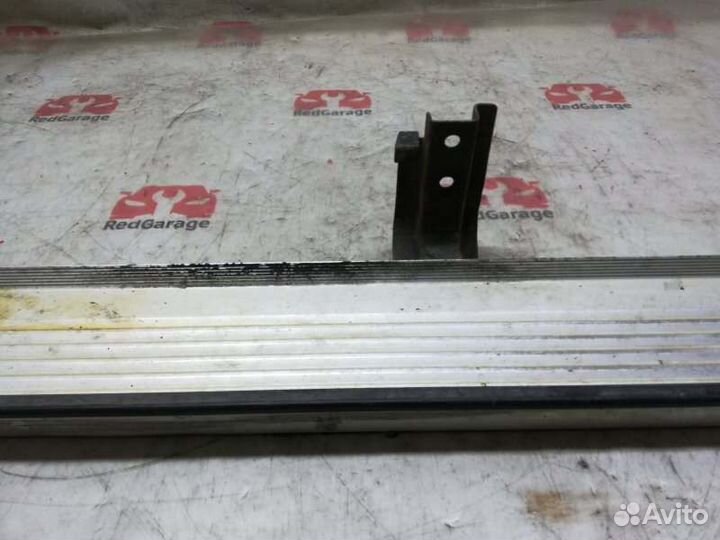 Подножка правая Nissan Patrol Y61 RD28TI 1998