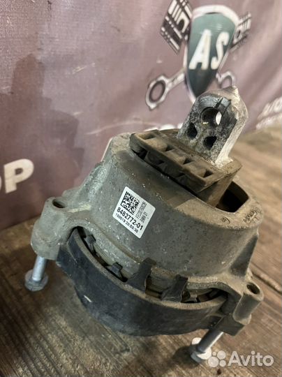 Bmw 520d xdrive G30 подушка двс