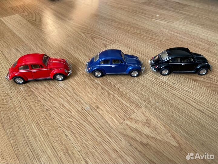 Volkswagen Beetle by Kinsmart 1:32