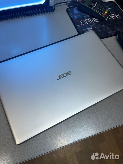 Acer i3