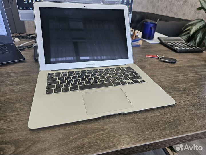 Apple MacBook Air 13 (2012)