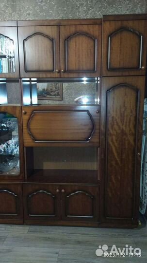 Стенка в гостиную