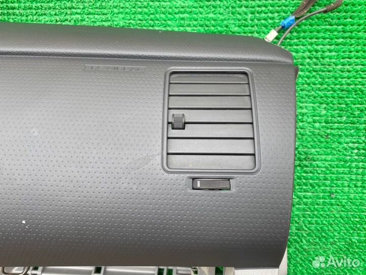 Дефлектор воздушный прав. Toyota Tacoma