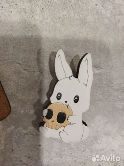 Значок деревянный