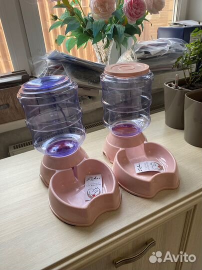 Поилка и кормушка для животных