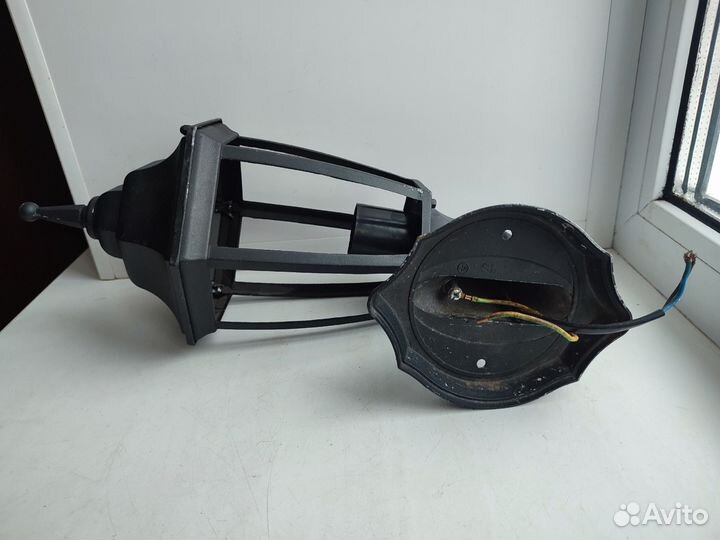 Декоративный уличный настенный светильник, фонарь