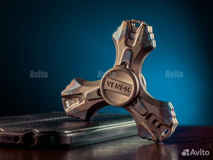 Спиннер Venom от Кевин Джон