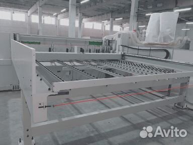 Форматно-раскроечный центр с чпу WoodTec WS-330C