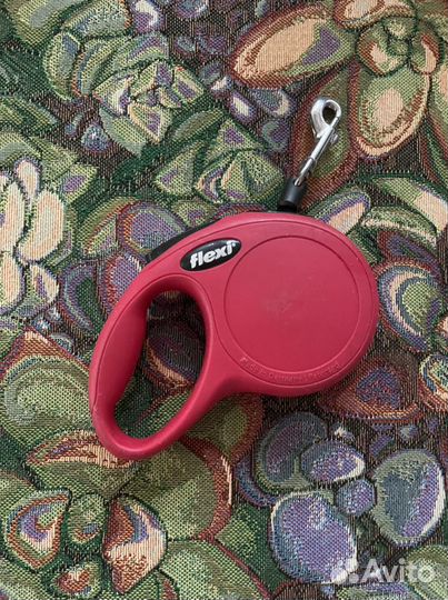 Повoдок-pулеткa Flехi Clаssic XS 3 м