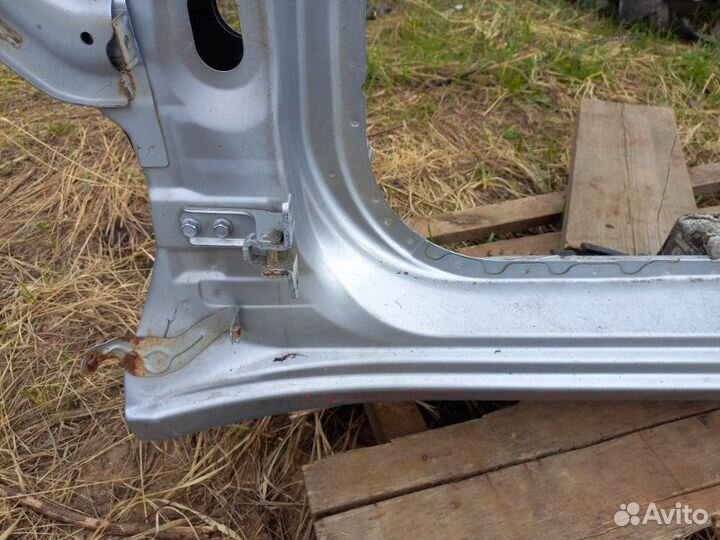 Порог левый Mitsubishi Lancer 10 седан 2011