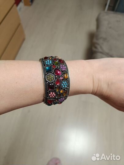 Браслеты бижутерия. От 100