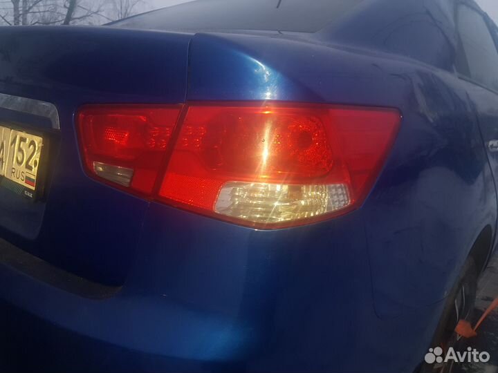 Kia cerato2 фонарь задний правый