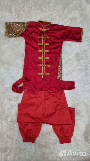 Китайский костюм