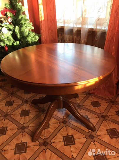 Стол обеденный Лотос