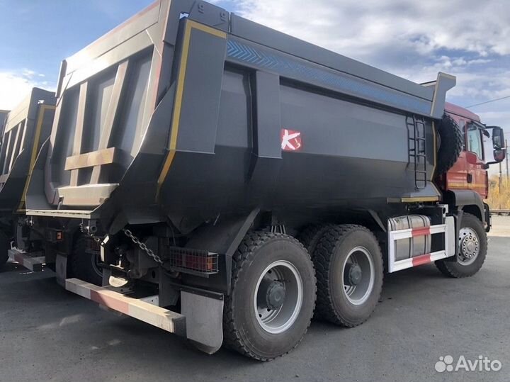 SITRAK C7H, 2023