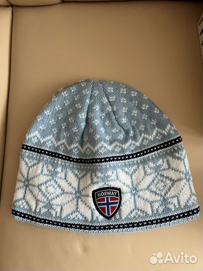 Комплект шапка и перчатки