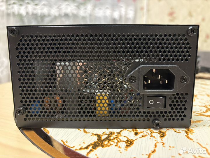 Блок питания CoolerMaster MWE 500 white - V2 500W