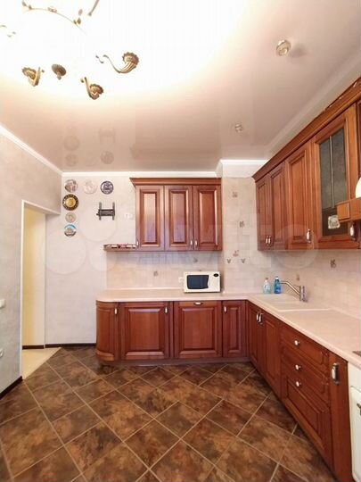 3-к. квартира, 90 м², 12/15 эт.