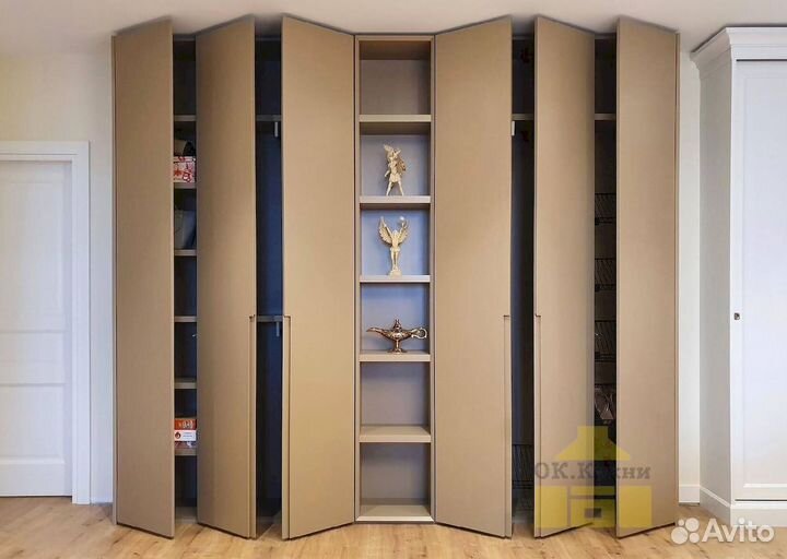 Шкаф стенка