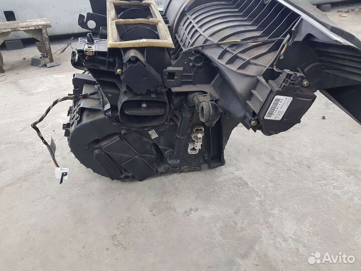 Корпус печки renault megan 2