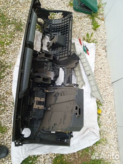 Передняя панель,торпедо nissan,ниссан