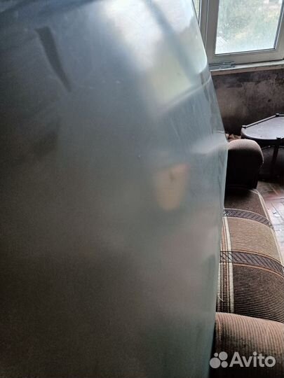 Крышка багажника на mitsubishi carisma - седан