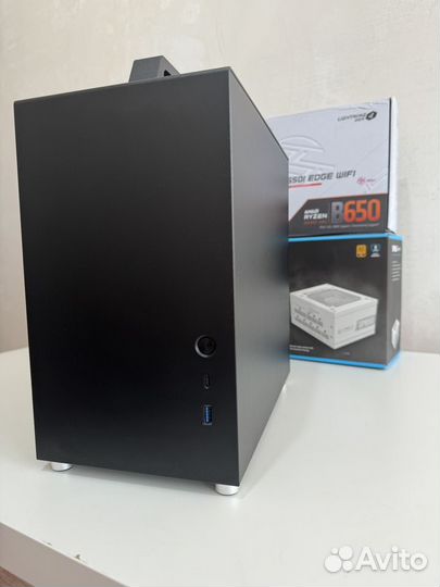 Mini-ITX Игровой пк Ryzen 7700 RTX 4070 super