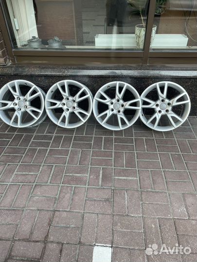 Колёсные диски audi q3 8u0 6, 5x17 et33 5x112 8u