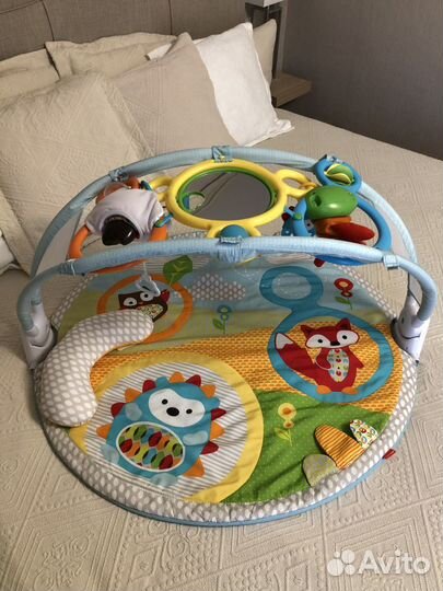 Развивающий коврик Skip Hop
