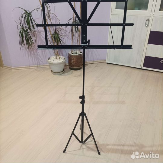 Пюпитр для нот Guitto GSS—03 с чехлом