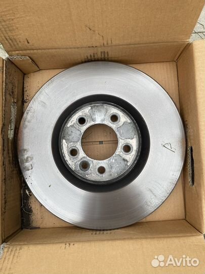 Тормозные диски Land Rover передние