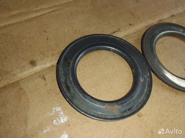 Шайба вторичного вала Volkswagen Golf 3