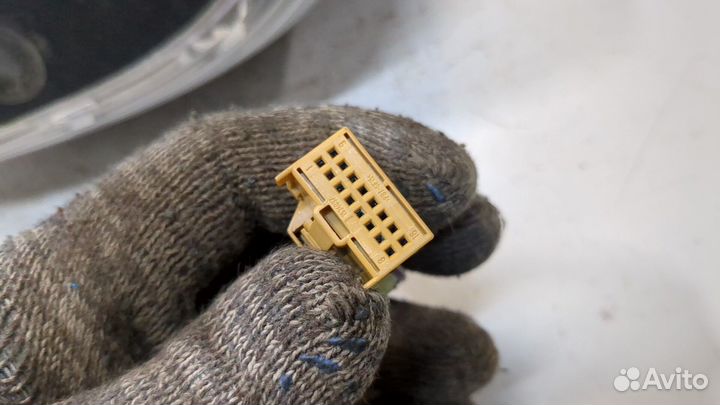 Зеркало боковое правое Volkswagen Phaeton, 2010