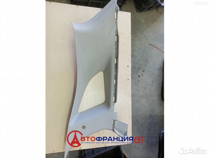 Накладка стойки задней, 769340037R renault megane