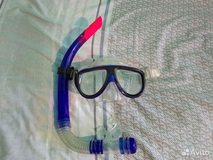 Маска с трубкой