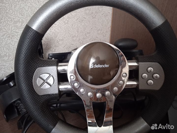 Игровой руль defender