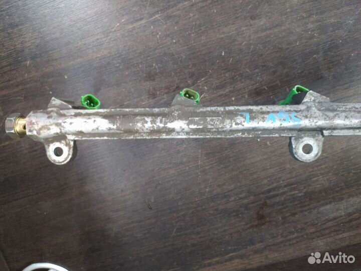 Рампа топливная форсунка Suzuki Grand Vitara I