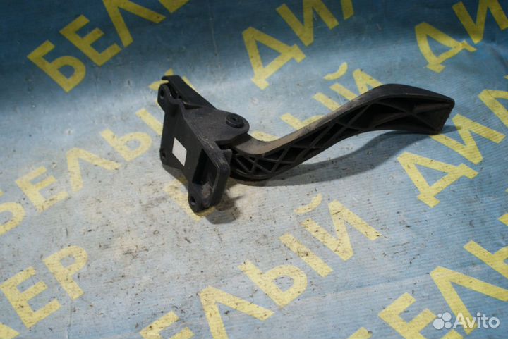 Педаль газа Ford Focus 1