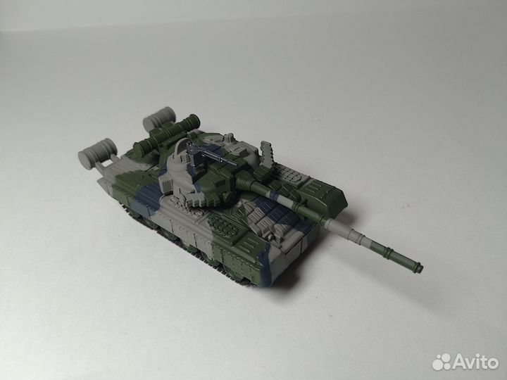Танк Т-80 1:72