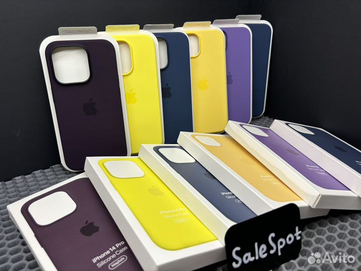 Чехлы на iPhone Silicone case MagSafe