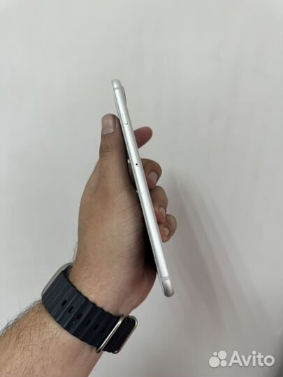 iPhone 8 Plus, 64 ГБ