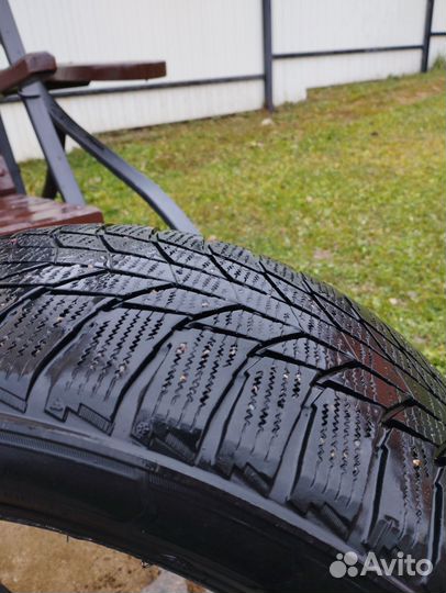 Triangle Snowlink TWT02 215/50 R17