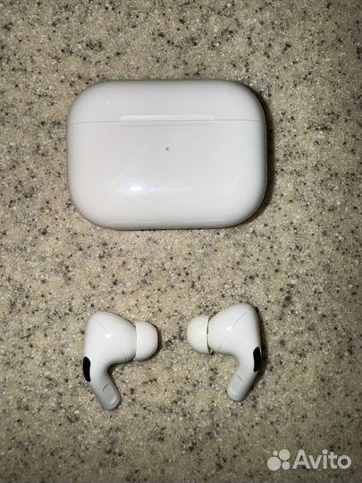 Беспроводные наушники Apple airpods pro 1