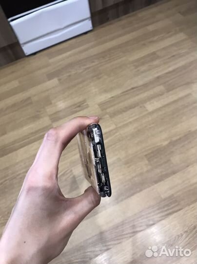 iPhone Xs, 64 ГБ