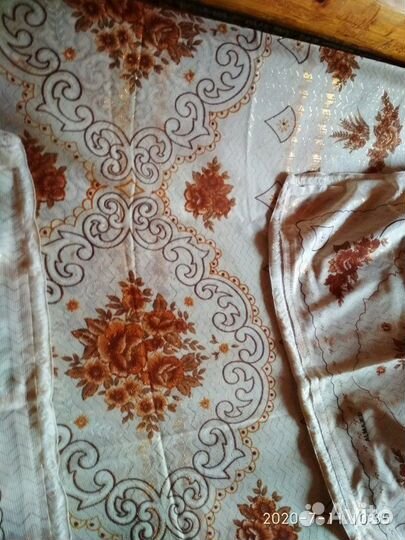 Покрывало+2 наволочки 90-х г