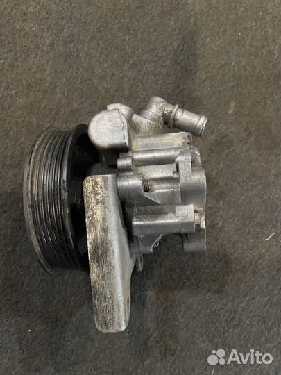 Насос гур BMW 5 e60/e61 2.5 32411141419